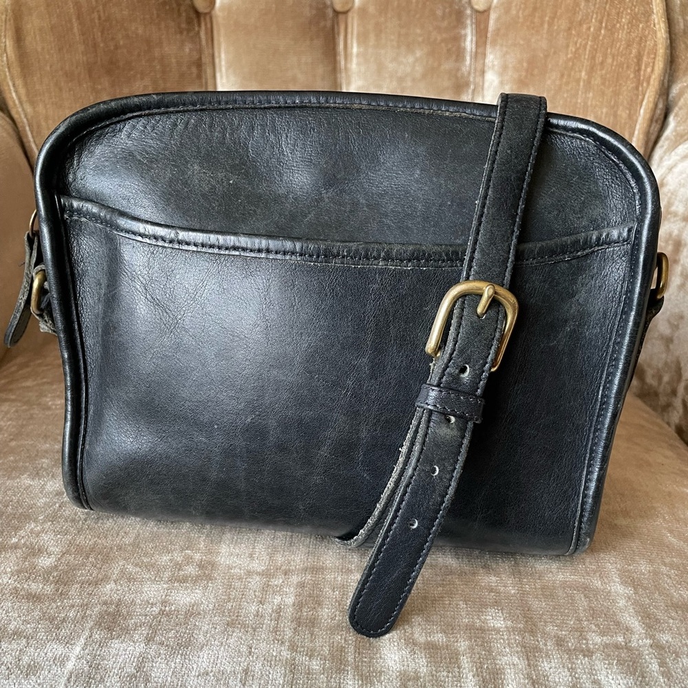 Vintage Coach 9087 Metropolis Black Leather Purse